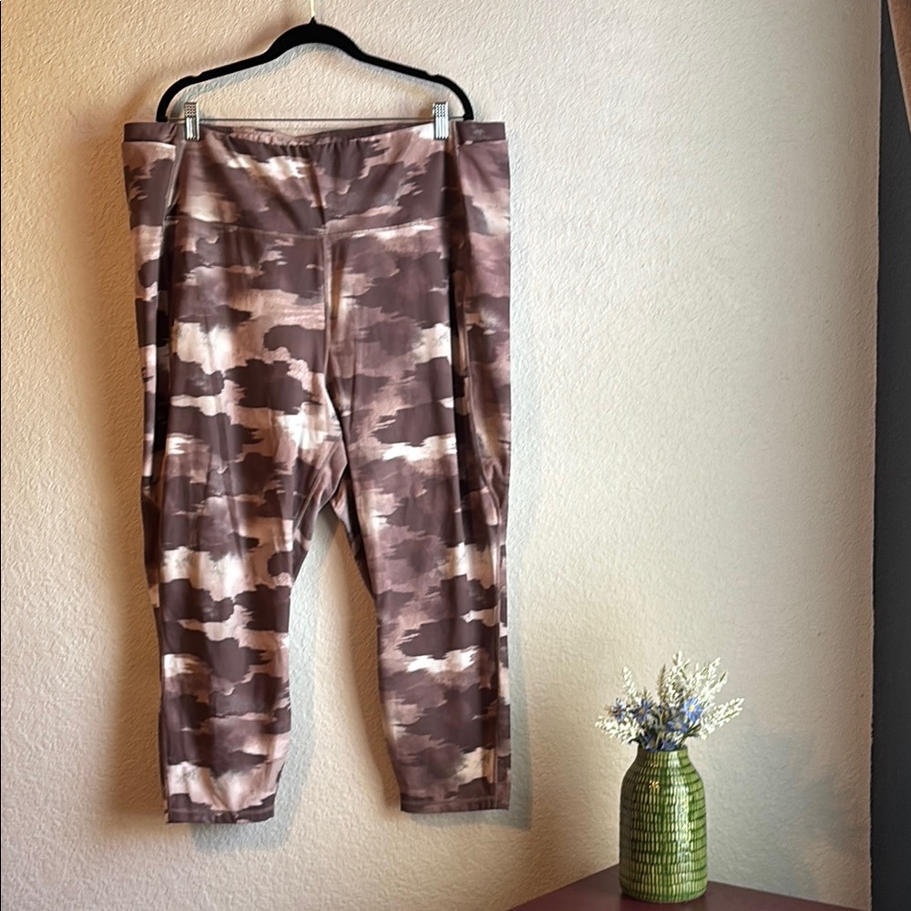 Reebok Plus Size Camo Capri Leggings